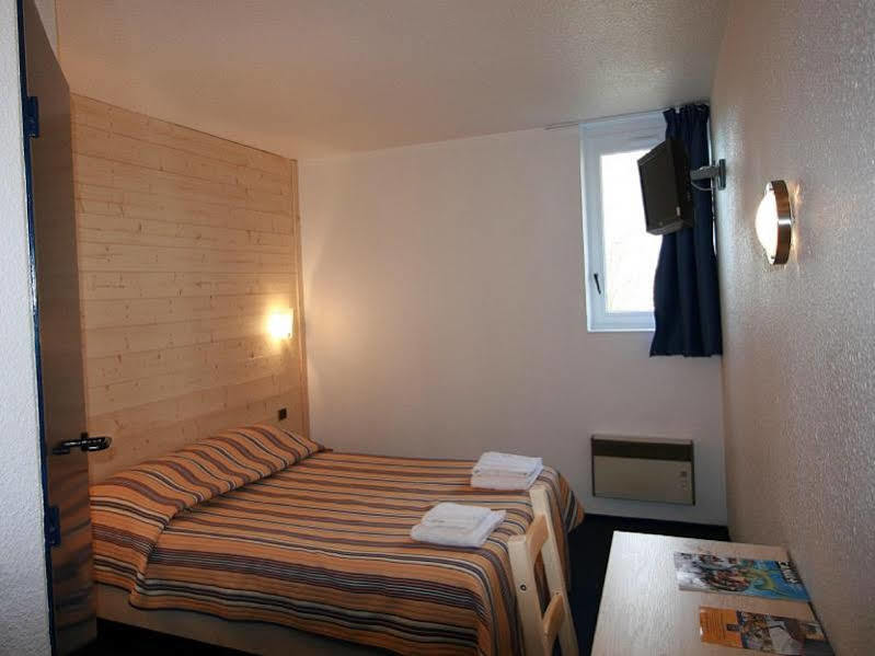 Kyriad Direct Dreux Exteriér fotografie